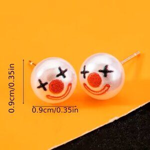 Clown Face Stud Earrings Z108